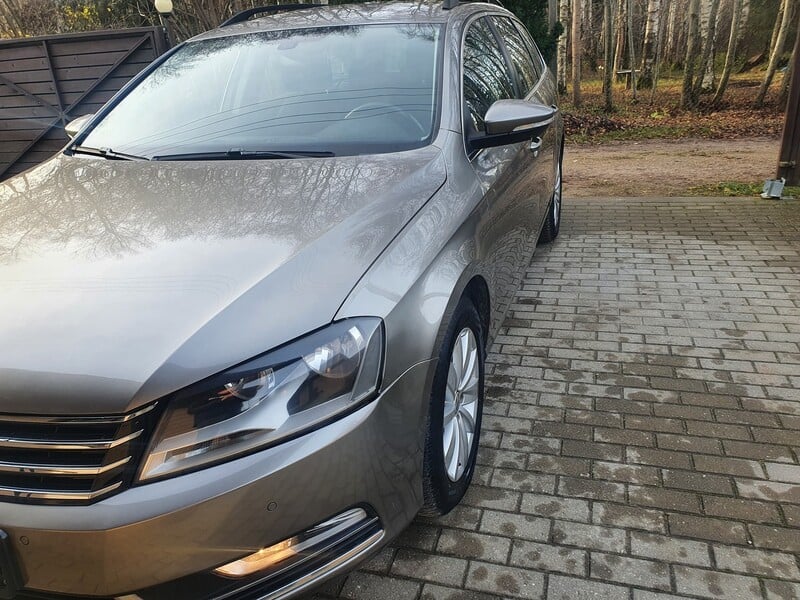 Photo 8 - Volkswagen Passat B7 2012 y