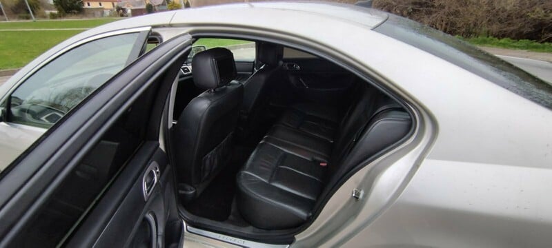 Photo 13 - Peugeot 607 2006 y Sedan