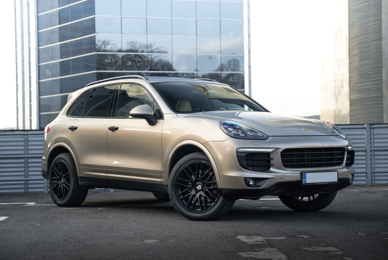 Nuotrauka 1 - Porsche Cayenne 2016 m Visureigis / Krosoveris