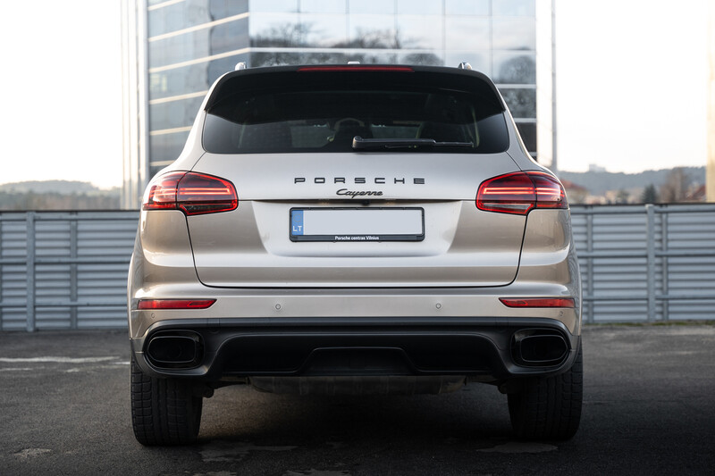 Nuotrauka 12 - Porsche Cayenne 2016 m Visureigis / Krosoveris