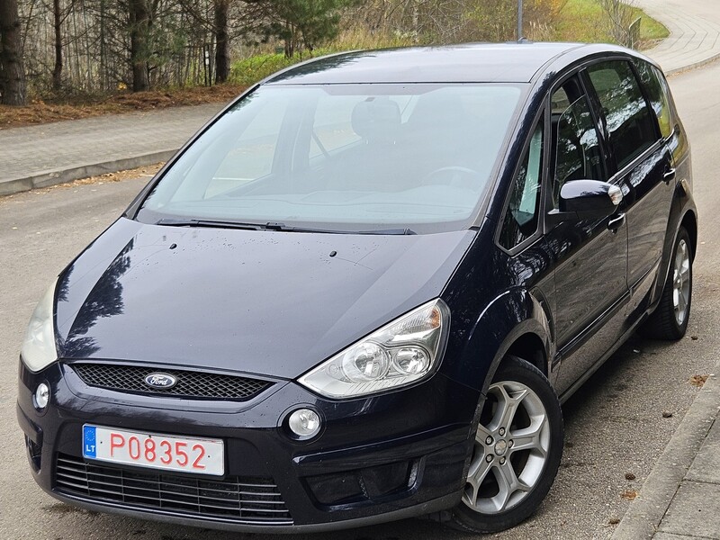 Photo 1 - Ford S-Max 2007 y Van