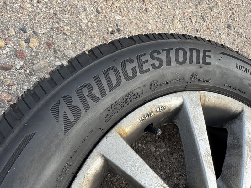 Фотография 9 - Bridgestone Siunciam, 6+7mm 2022 R16 зимние шины для автомобилей