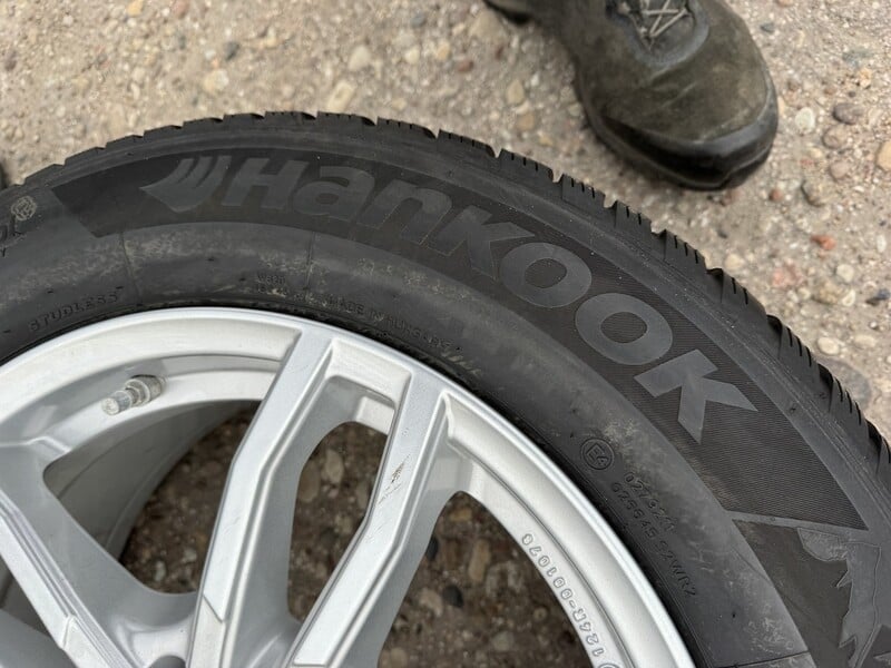 Фотография 10 - Hankook Siunciam, 7mm R17 зимние шины для автомобилей