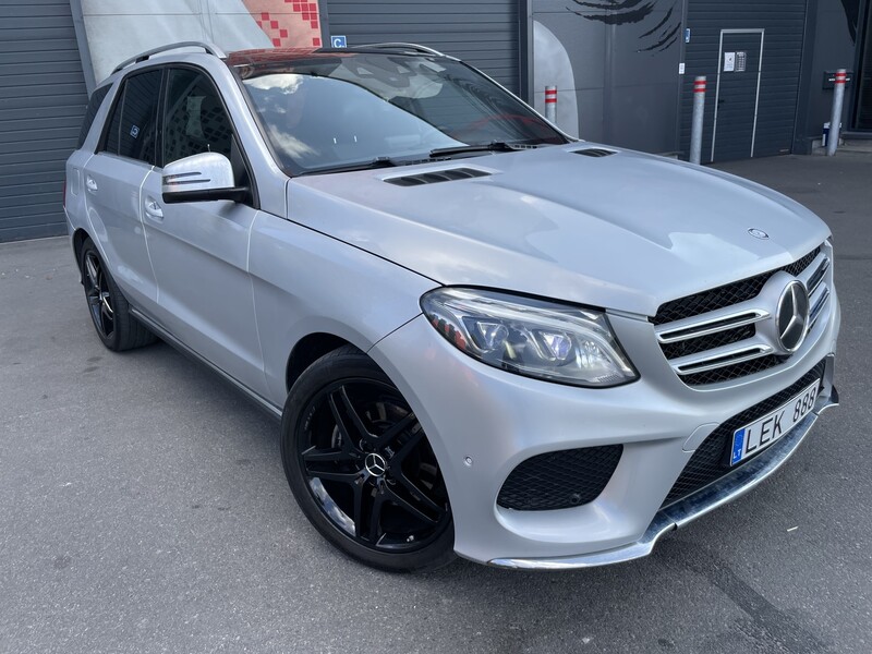 Mercedes-Benz GLE 250 W166 2017 y