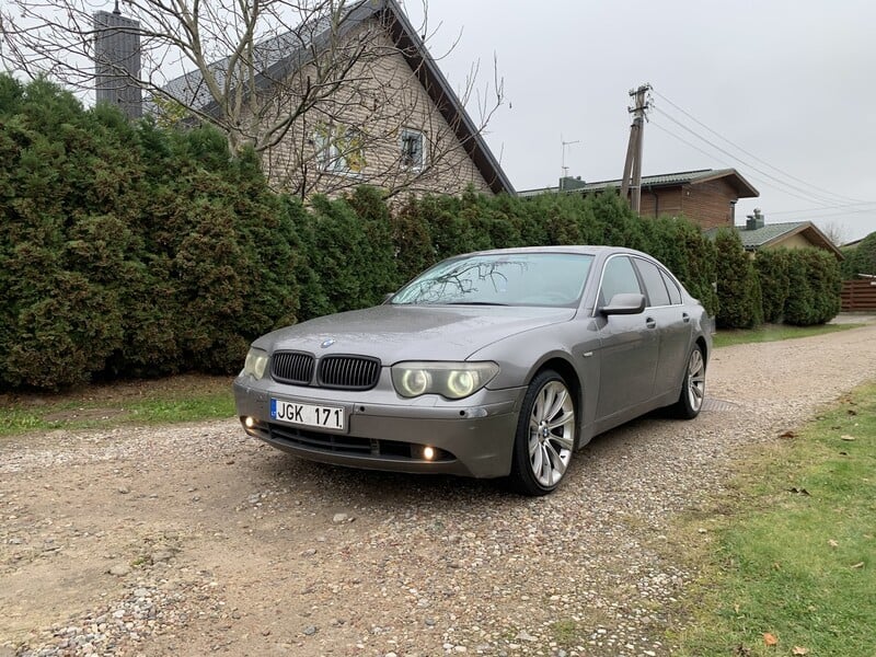 Bmw 745 2004 m Sedanas