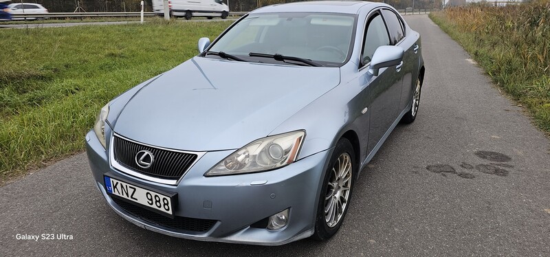 Photo 3 - Lexus IS 220 II 2008 y