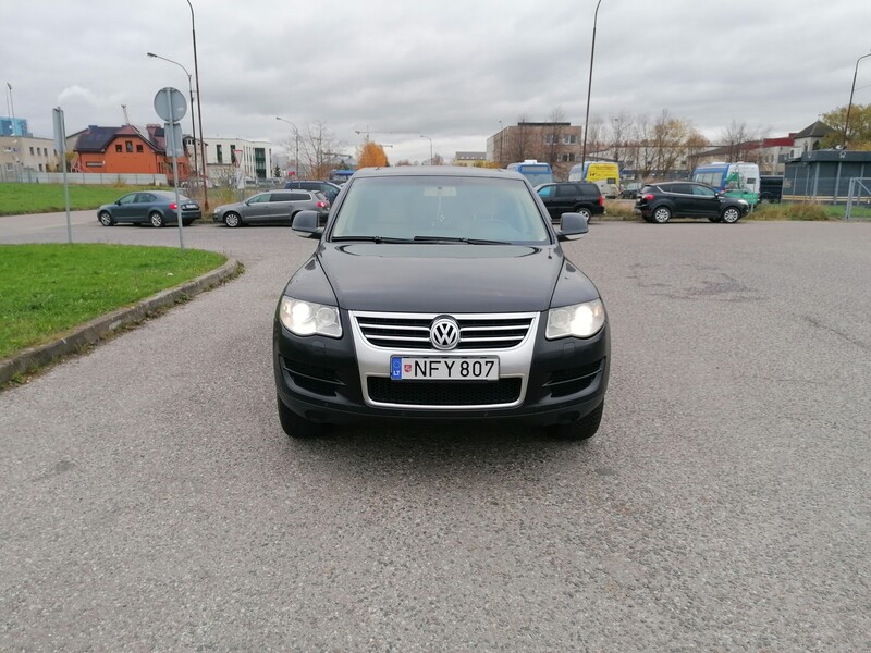 Volkswagen Touareg I 2007 y