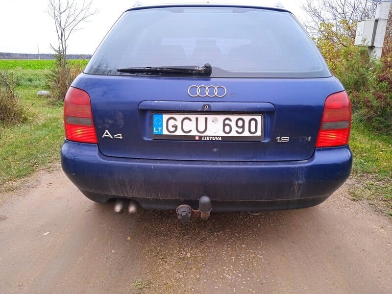 Photo 6 - Audi A4 1998 y Wagon