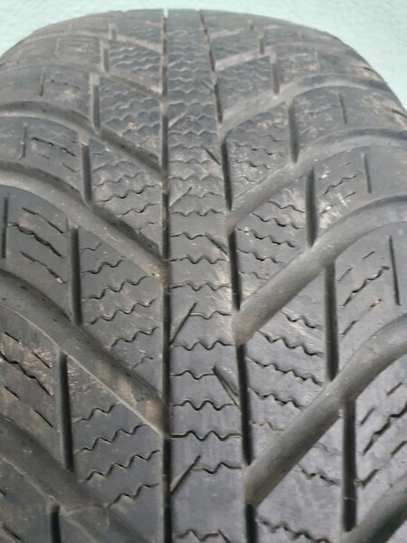 Photo 2 - Nexen Nblue 4Season R15 universal tyres passanger car