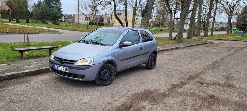 Opel Corsa 2003 г Хэтчбек