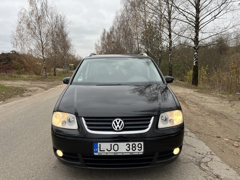 Photo 2 - Volkswagen Touran 2005 y Van