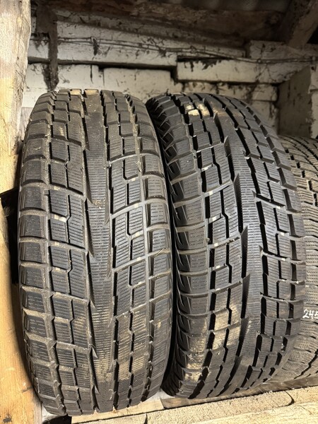 Photo 2 - Yokohama Geolandar R17 winter tyres passanger car