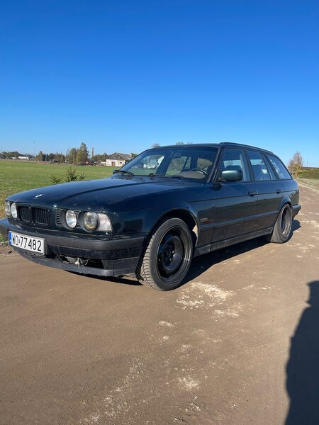 Photo 2 - Bmw 520 1995 y Wagon