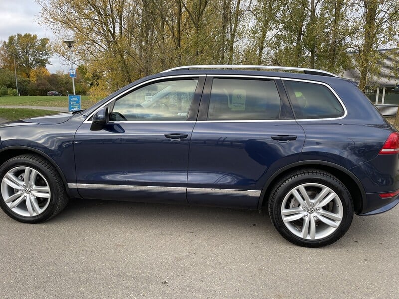 Photo 7 - Volkswagen Touareg 2012 y Off-road / Crossover