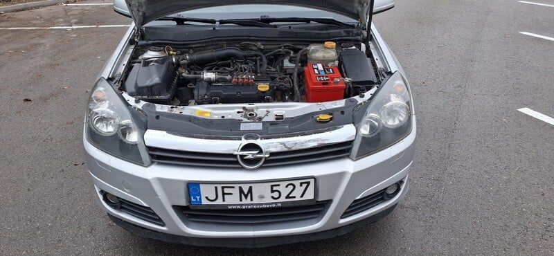 Photo 9 - Opel Astra 2004 y Hatchback