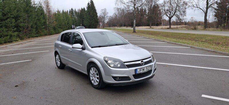 Photo 10 - Opel Astra 2004 y Hatchback