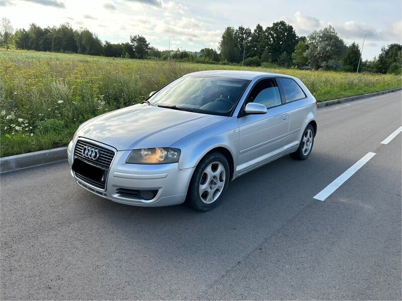 Audi A3 8P 2003 y