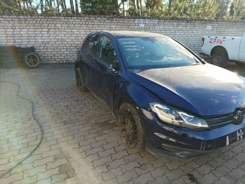 Photo 3 - Volkswagen Golf 2019 y parts