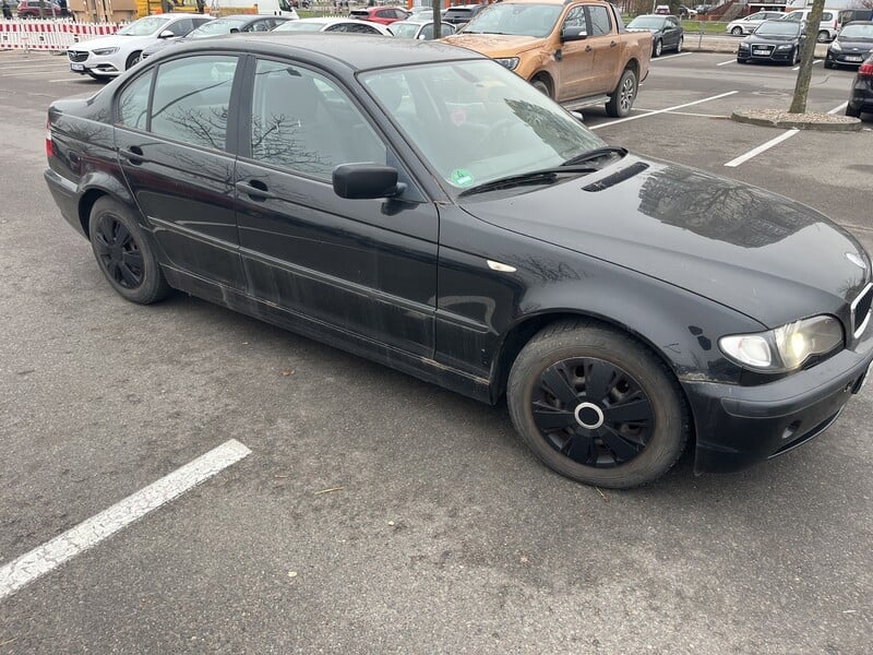 Bmw 318 E46 2003 y