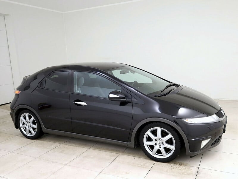 Honda Civic 2006 m Hečbekas