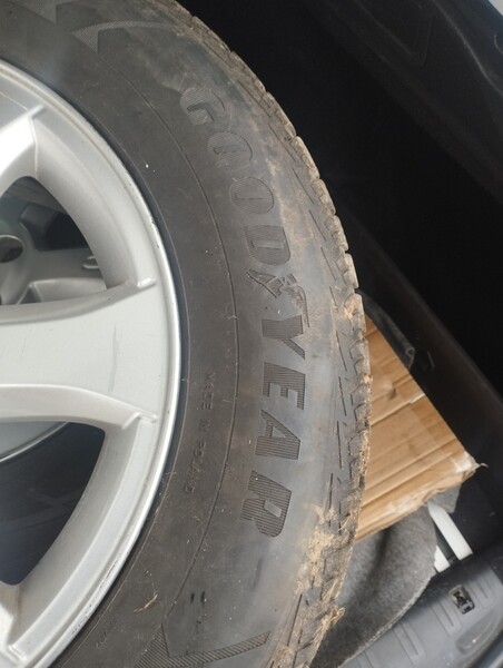 Photo 5 - Volvo light alloy R16 rims