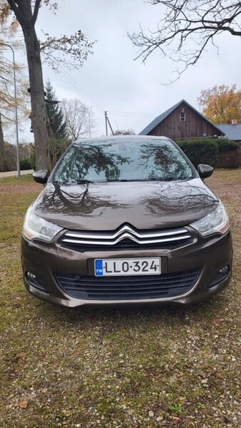 Фотография 2 - Citroen C4 2013 г Хэтчбек