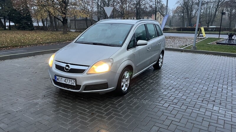 Opel Zafira 2006 y Van