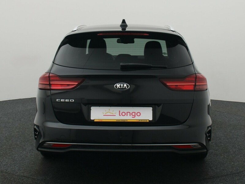 Photo 5 - Kia Cee&apos;d 2020 y Wagon