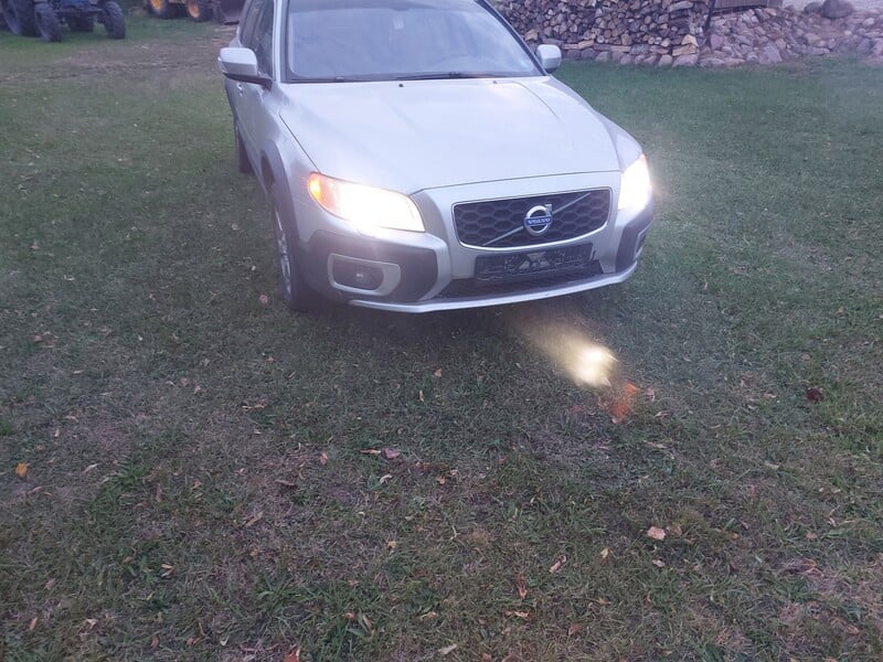 Photo 1 - Volvo Xc70 2009 y parts