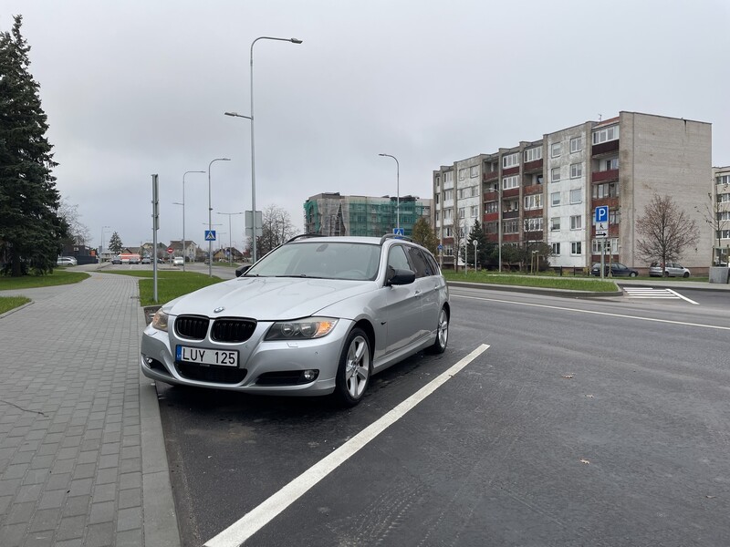 Bmw 325 E91 2008 y