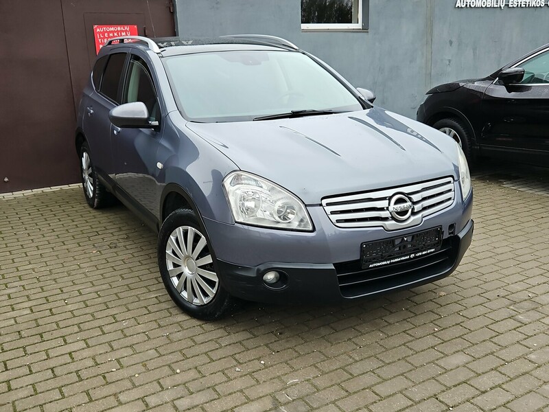 Photo 2 - Nissan Qashqai+2 2009 y Off-road / Crossover