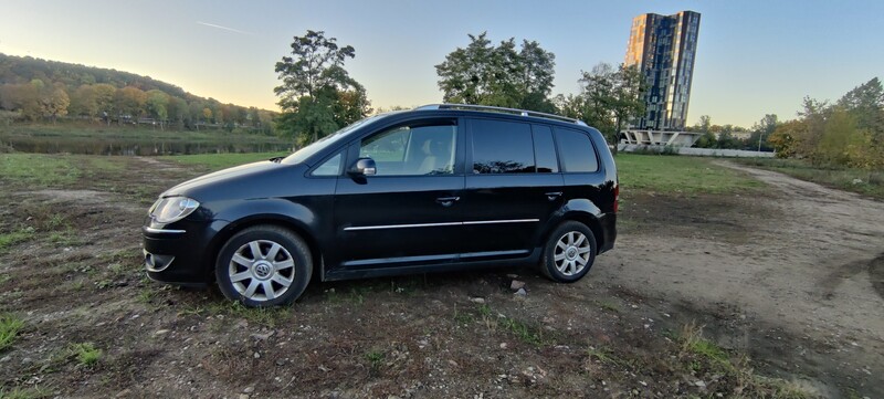 Photo 2 - Volkswagen Touran 2007 y Van