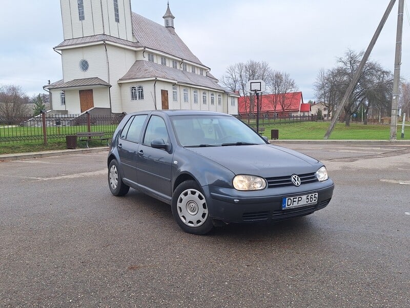 Photo 1 - Volkswagen Golf TDI 2000 y