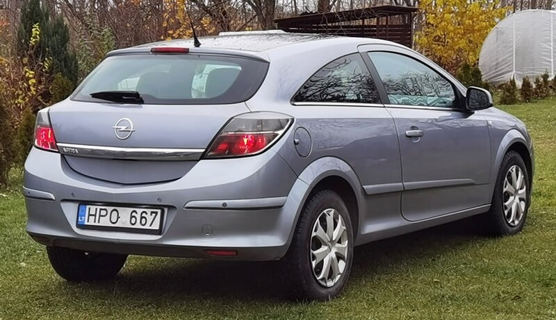 Фотография 5 - Opel Astra H 2010 г