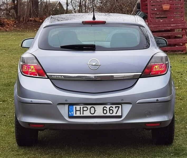 Фотография 6 - Opel Astra H 2010 г