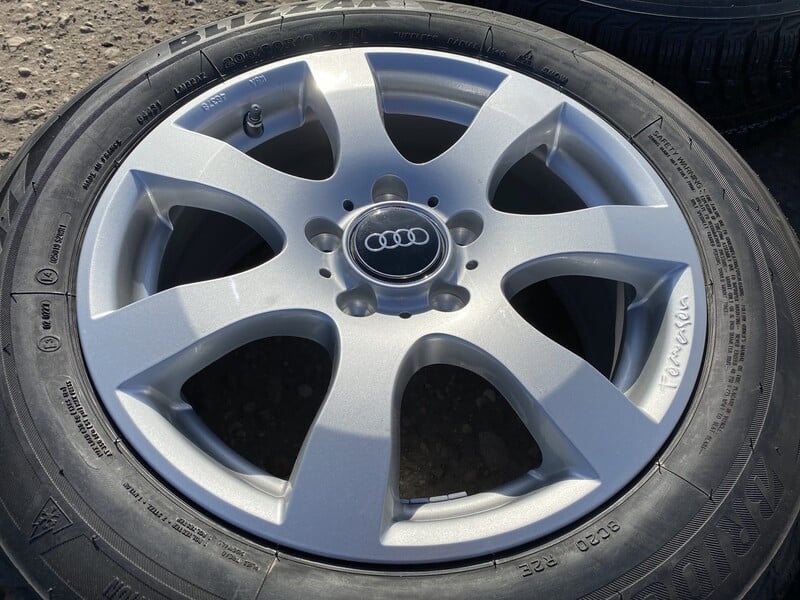 Photo 2 - Audi Siunciam, 7J ET48 light alloy R16 rims