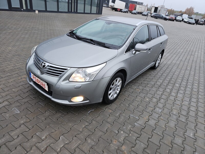 Toyota Avensis 2010 m Universalas