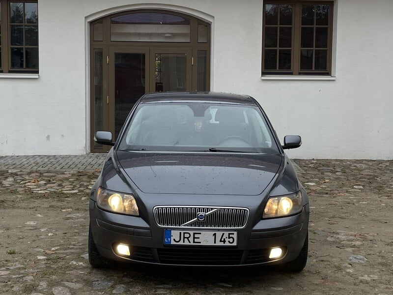 Фотография 2 - Volvo V50 2005 г Универсал