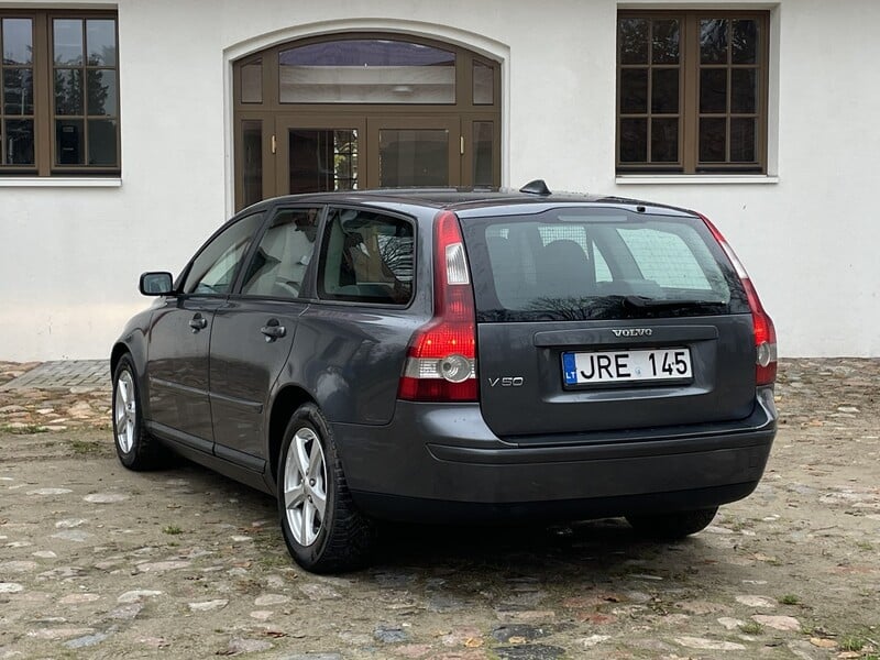 Фотография 4 - Volvo V50 2005 г Универсал