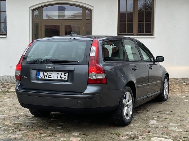 Фотография 5 - Volvo V50 2005 г Универсал