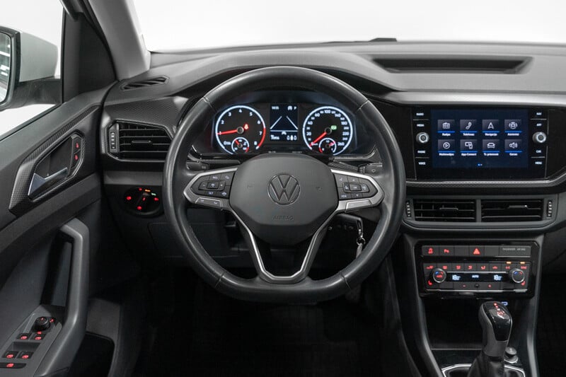 Фотография 10 - Volkswagen T-Cross 2021 г Хэтчбек