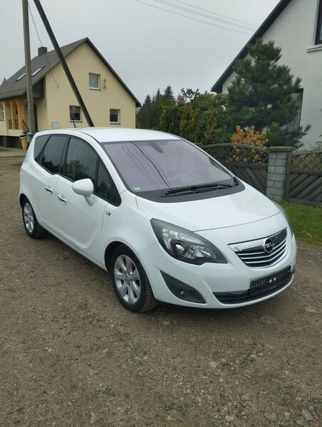 Opel Meriva 2011 г Минивэн