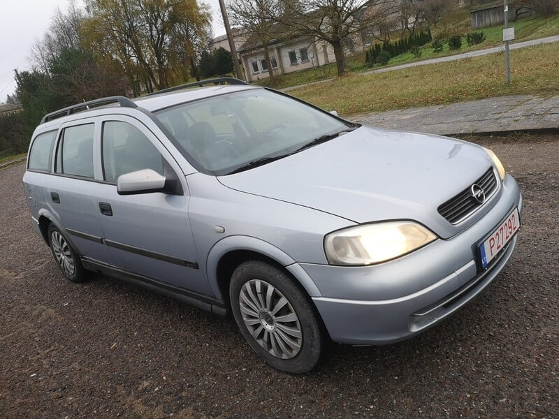 Opel Astra 2000 m Universalas