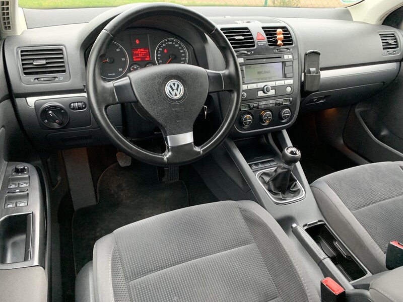 Photo 13 - Volkswagen Golf 2008 y Hatchback