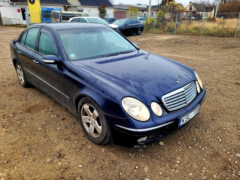 Mercedes-Benz E 270 W211 2003 m