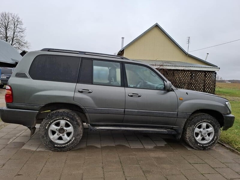 Фотография 11 - Toyota Land Cruiser J100 2001 г