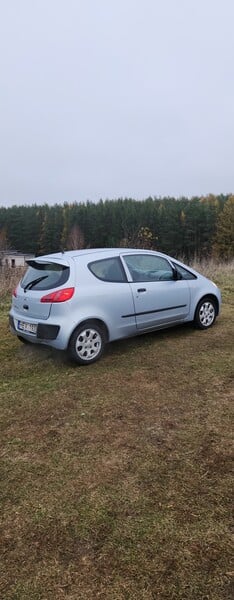 Photo 1 - Mitsubishi Colt 2005 y Hatchback