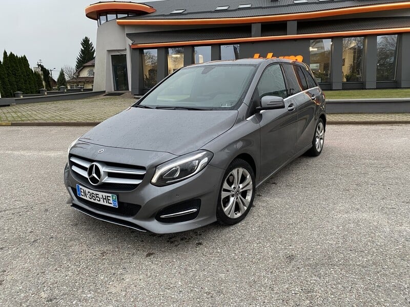 Photo 9 - Mercedes-Benz B 220 2017 y Hatchback