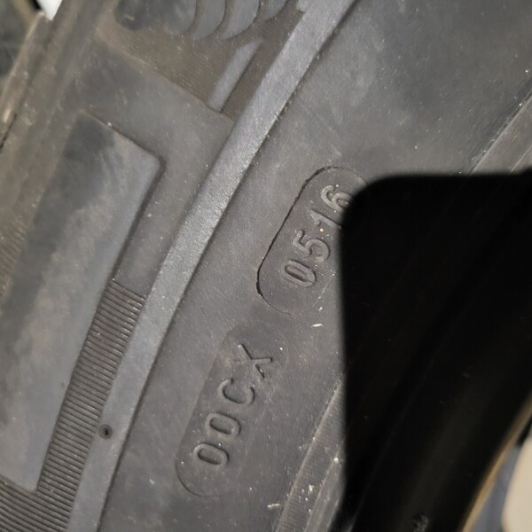 Photo 3 - Michelin Agilis R16C summer tyres minivans