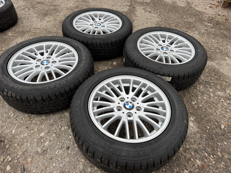 BMW Siunciam, 7J ET39 light alloy R17 rims